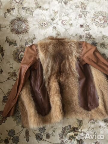 Безрукавка из лисы и кожанка