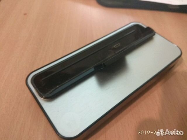 Подставка-зарядка Motorola для телефона, смарта