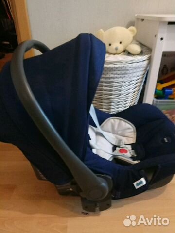 Автомобильное кресло Автомобильное кресло