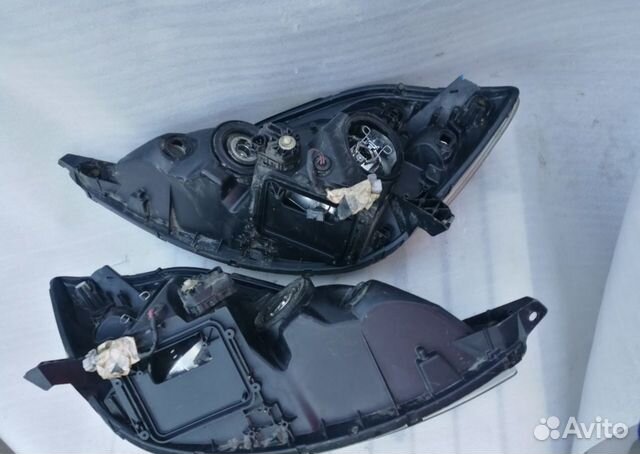 Toyota Siena сиена фара левая ксенон Toyota Siena сиена фара левая ксенон