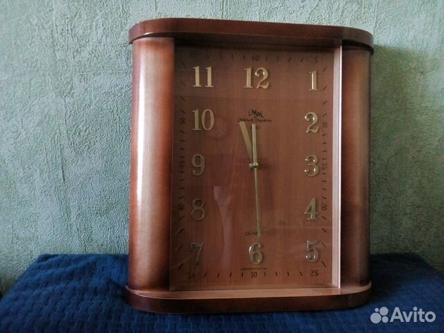 Часы натуральное дерево новые Часы натуральное дерево новые