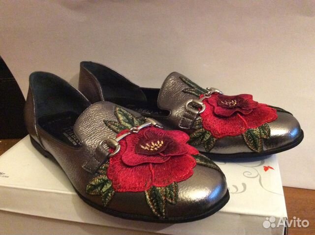 Туфли женские закрытые Туфли женские закрытые