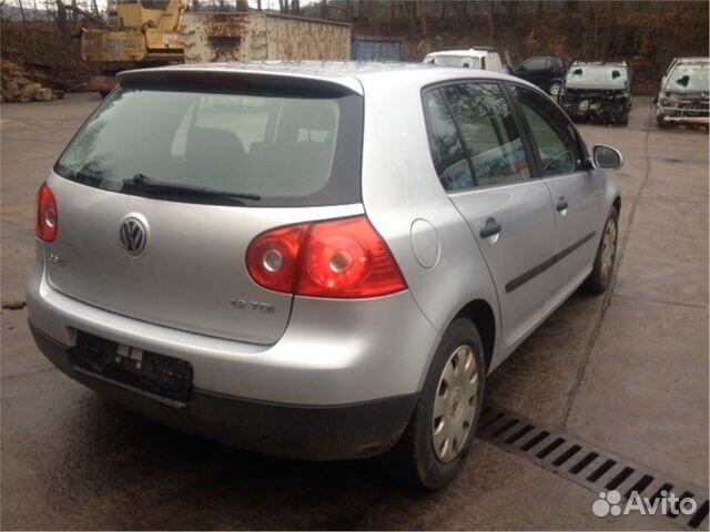 Дверь капот фара бампер Volkswagen Golf 5