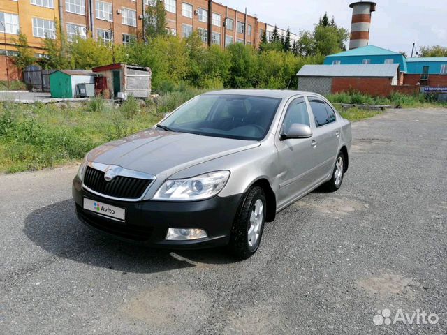 Skoda Octavia 1.6 AT, 2011, 97 000 км