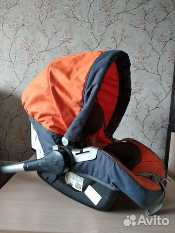 Автомобильно кресло для детей с рождения Автомобильно кресло для детей с рождения