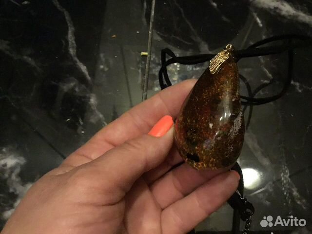 Кулон крупный янтарь - ручная работа Кулон крупный янтарь - ручная работа