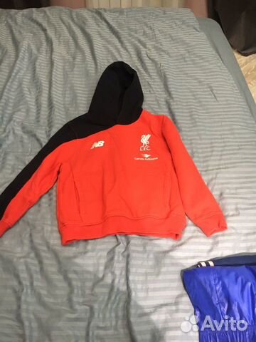 Толстовка new balance Liverpool Толстовка new balance Liverpool