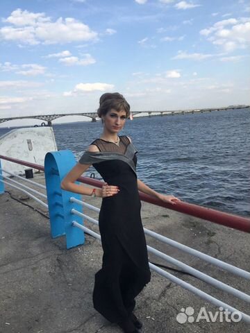 Платье вечернее