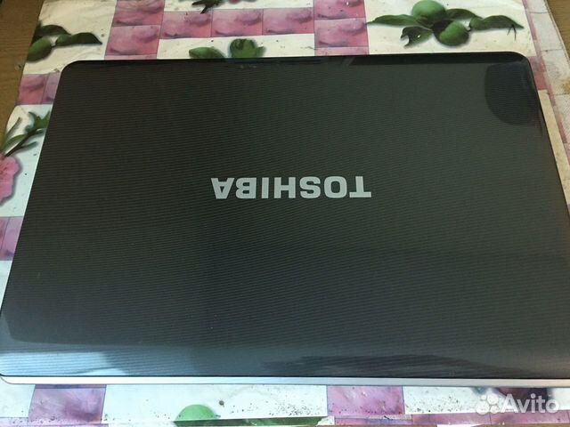 Toshiba Satellite L500D-16Q Toshiba Satellite L500D-16Q