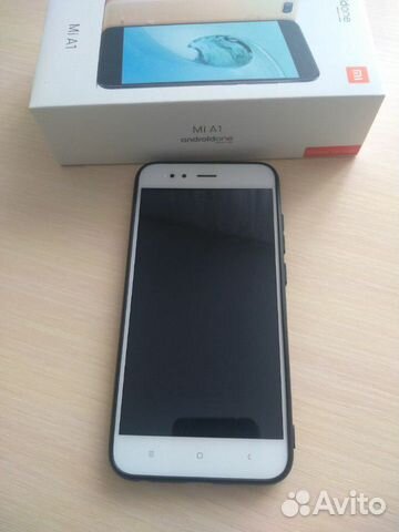 Телефон Xiaomi Mi A1 + чехол в подарок