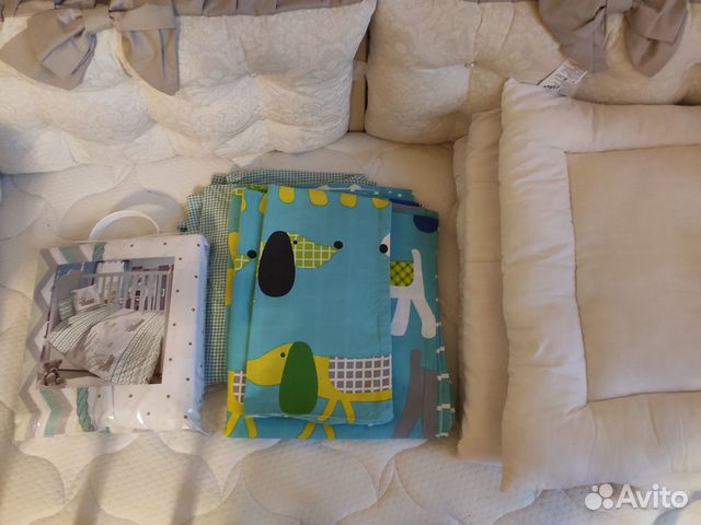 Детская кроватка и аксессуары Детская кроватка и аксессуары