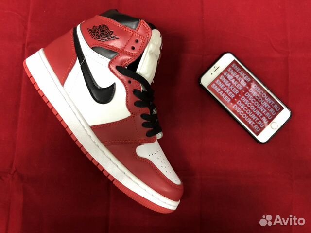 Nike Air Jordan 1 Красные с белым и 