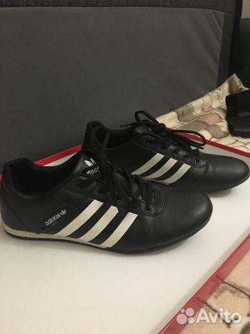 Кроссовки Adidas