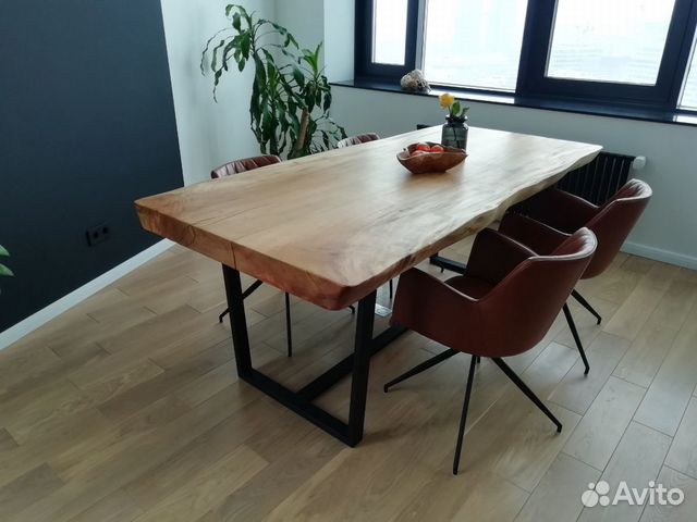 Стол из массива карагача