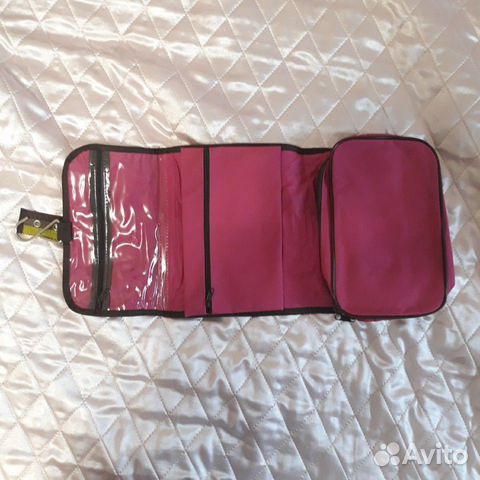 Косметичка дорожная avon Косметичка дорожная avon