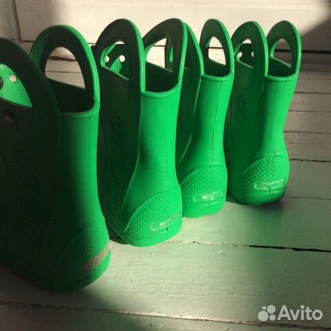 Сапоги Crocs две пары С10 и C8 (27 и 25 р.-ры) Сапоги Crocs две пары С10 и C8 (27 и 25 р.-ры)