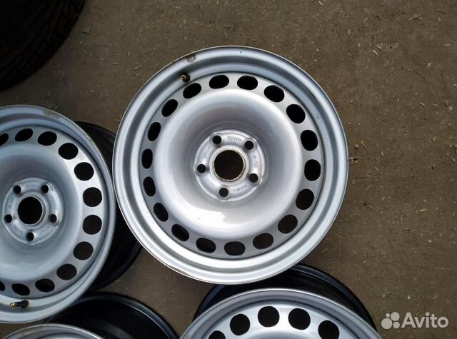 Диски бу оригинал R16 CH на VW VW Tiguan Диски бу оригинал R16 CH на VW VW Tiguan