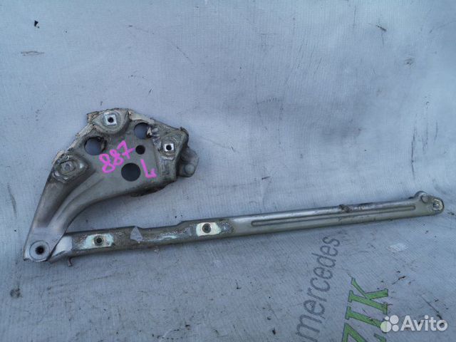 Петля капота левая Mercedes Clk-Class W208 112.940 Петля капота левая Mercedes Clk-Class W208 112.940