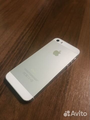 iPhone 5s,цвет Silver (Белый), память 16 гб
