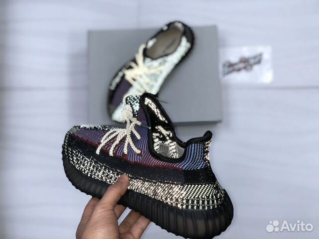 Новые Кроссовки Adidas Yeezy Boost 350 v2 Yecheil Новые Кроссовки Adidas Yeezy Boost 350 v2 Yecheil