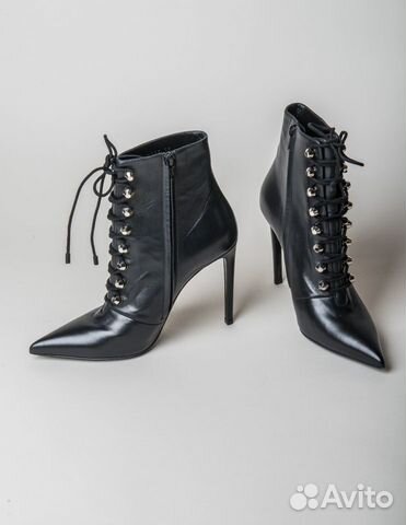 Balenciaga Кожаные ботильоны на тонком каблуке