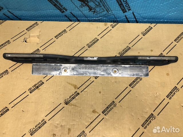 Накладка номера Toyota land cruiser 200 15 Накладка номера Toyota land cruiser 200 15
