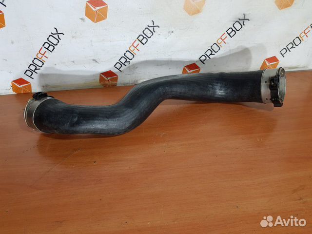 Патрубок интеркулера Mercedes Ml W166 a1665280100 Патрубок интеркулера Mercedes Ml W166 a1665280100