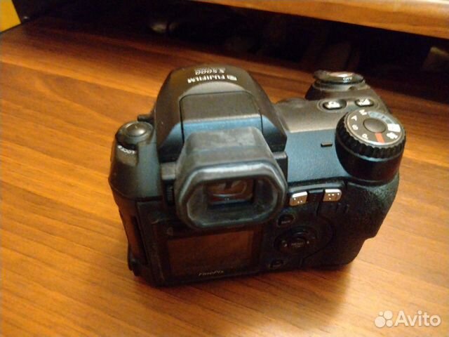 Фотоаппарат finepix, Canon EOS Фотоаппарат finepix, Canon EOS