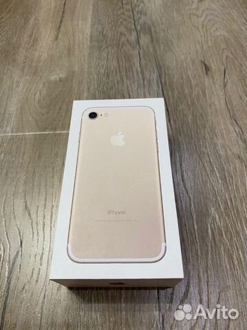 Телефон iPhone