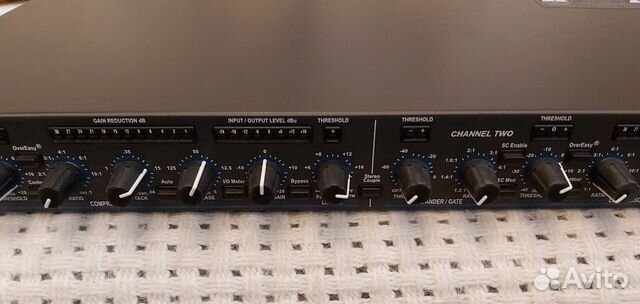 DBX 1066 стерео компрессор DBX 1066 стерео компрессор