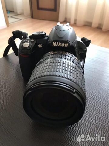 Фотоаппарат Nikon D3100 с объективом 18-105 mm Фотоаппарат Nikon D3100 с объективом 18-105 mm