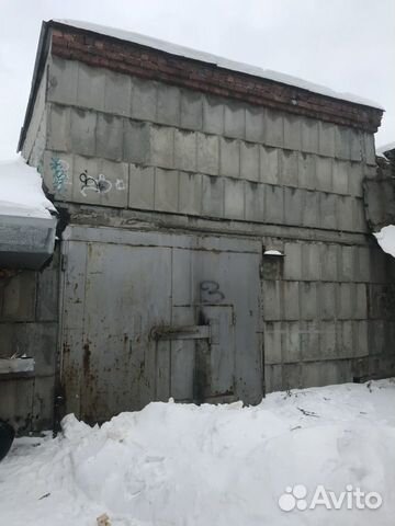 Гараж, > 30 м²