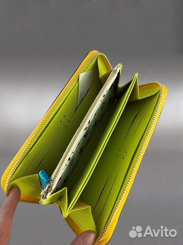 Женский кошелек LV