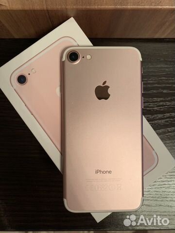 Телефон iPhone 7