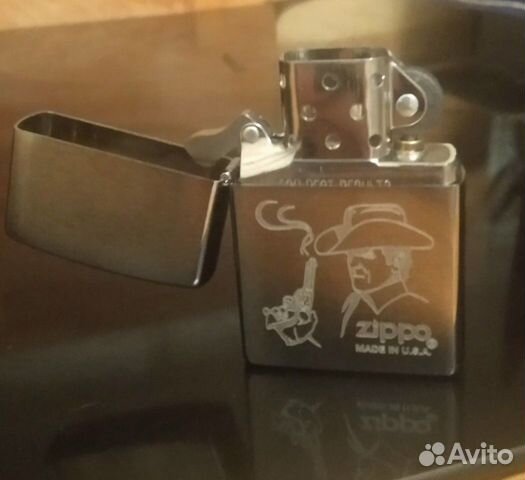 Новая оригинальная зажигалка zippo Новая оригинальная зажигалка zippo