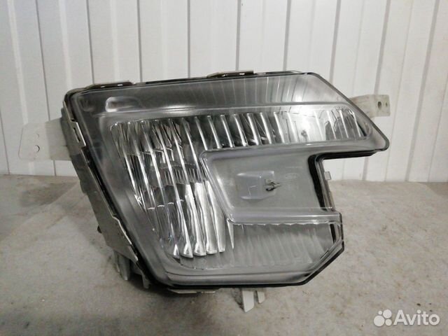 Фара противотуманная LED передняя правая Ford Фара противотуманная LED передняя правая Ford