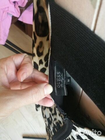 Платье коктельное, вечернее фирмы Guess Платье коктельное, вечернее фирмы Guess