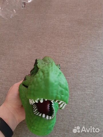 Игрушка динозавр на руку