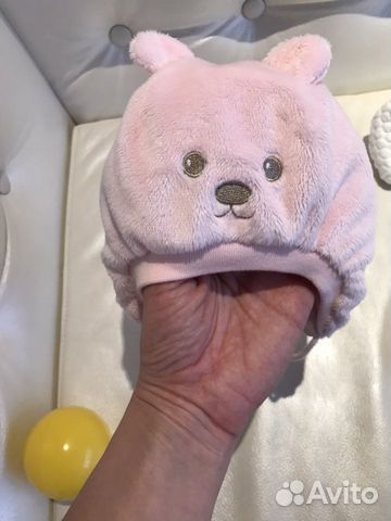 Шапочки для девочки новые (до года) Шапочки для девочки новые (до года)