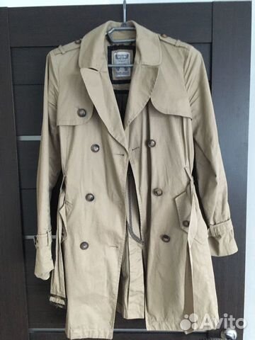 Классический плащ (тренч) Pull and Bear Классический плащ (тренч) Pull and Bear