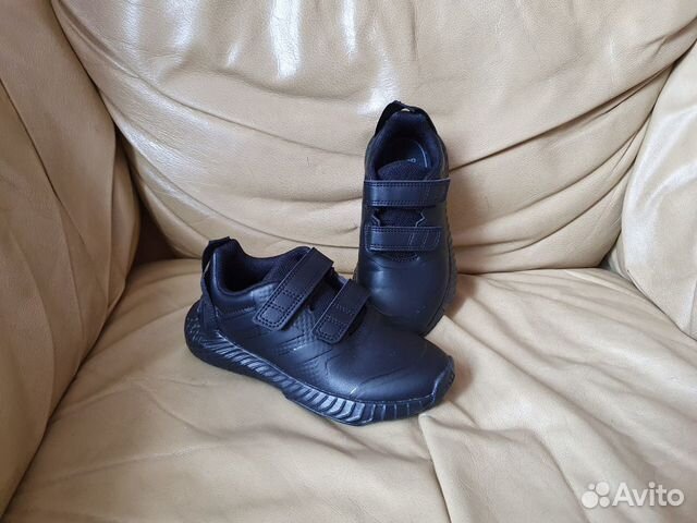 Кроссовки Adidas новые детские 30 р Кроссовки Adidas новые детские 30 р