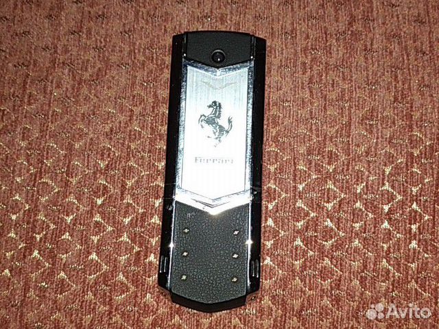 Кнопочный телефон Ferrari vertu s-000475 Кнопочный телефон Ferrari vertu s-000475
