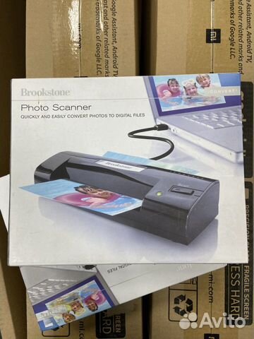 Cканер Brookstone iConvert Photo Scanner