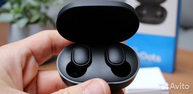 Беспроводные наушники XiaoMi AirDots, новые Беспроводные наушники XiaoMi AirDots, новые