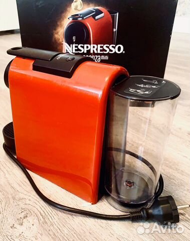 Кофемашина:DeLonghi- Nespresso essenza mini Кофемашина:DeLonghi- Nespresso essenza mini