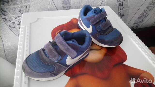Кроссовки Nike (оригинальные) Кроссовки Nike (оригинальные)