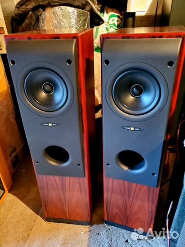 KEF-Reference Model One KEF-Reference Model One