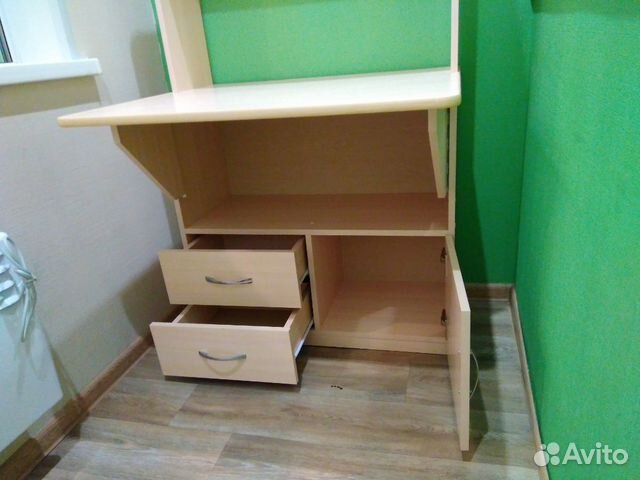 Стол письменный Стол письменный