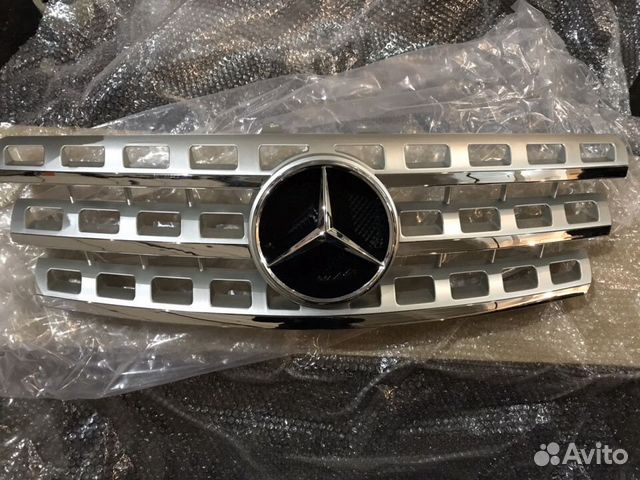 Решетка радиатора Mercedes w164 ML рестайл серая Решетка радиатора Mercedes w164 ML рестайл серая