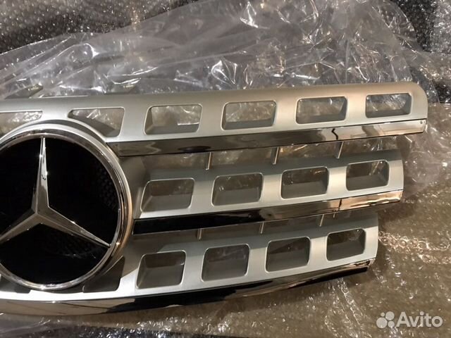 Решетка радиатора Mercedes w164 ML рестайл серая Решетка радиатора Mercedes w164 ML рестайл серая